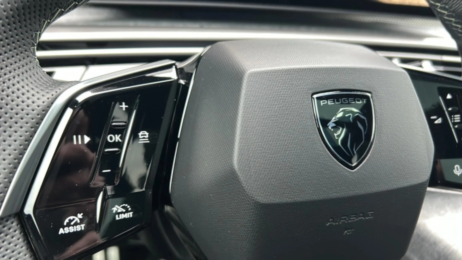 PEUGEOT 3008 3008 1.2 PureTech mHEV GT e-DCS6 Nowy