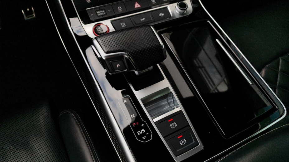 AUDI Q7 SQ7 TFSI Quattro Tiptr.