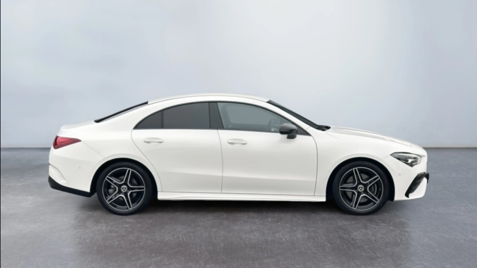 MERCEDES-BENZ CLA CLA 200 Progressive 7G-DCT