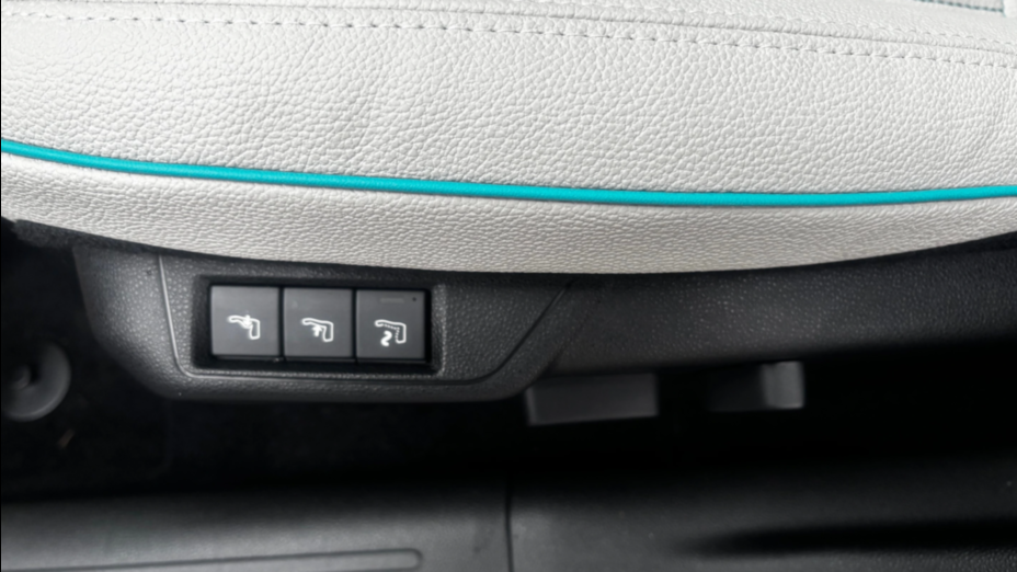 FIAT 600e 600e 54kWh La Prima Nowy