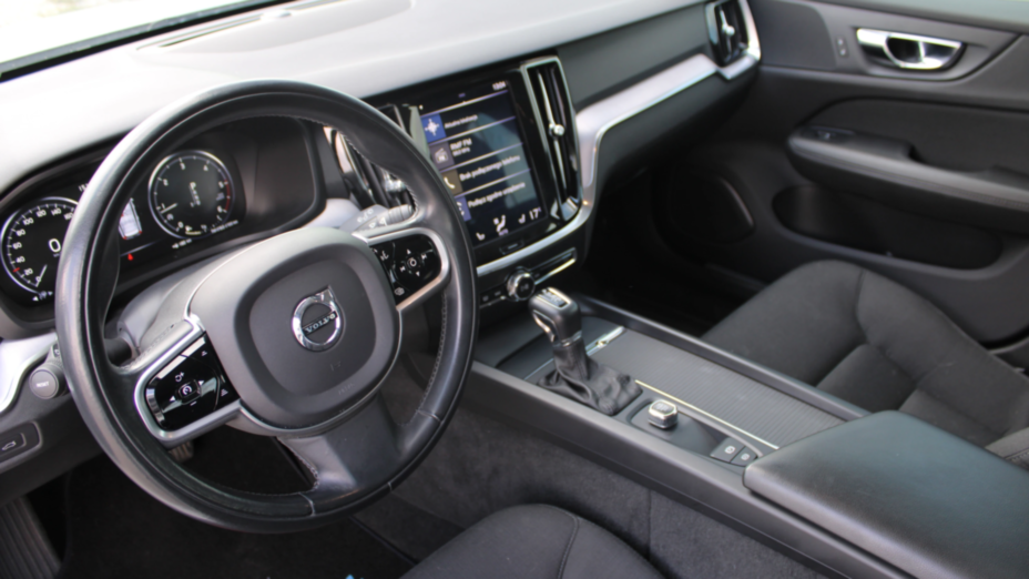 VOLVO V60 V60 D4 SCR Momentum aut