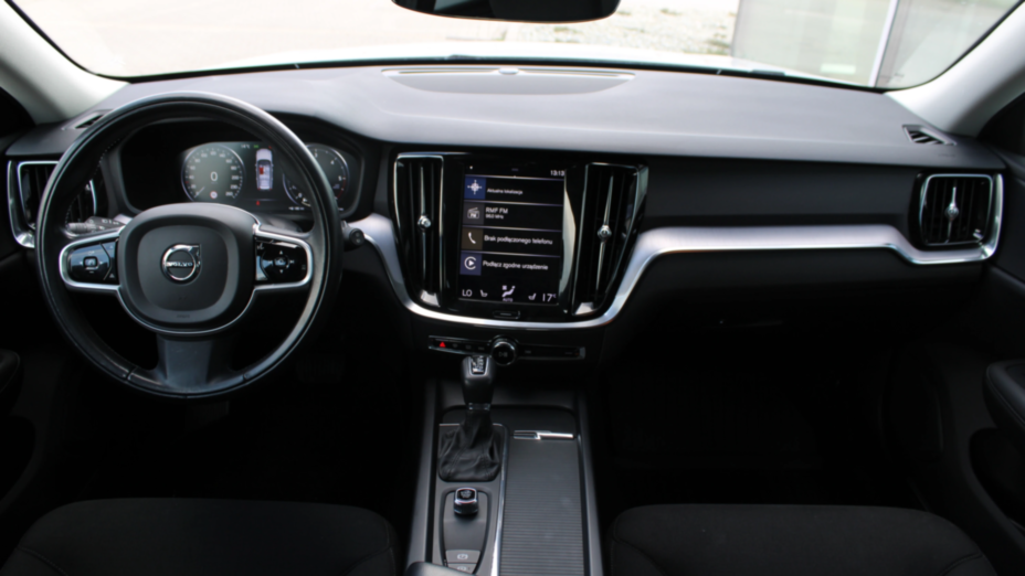 VOLVO V60 V60 D4 SCR Momentum aut
