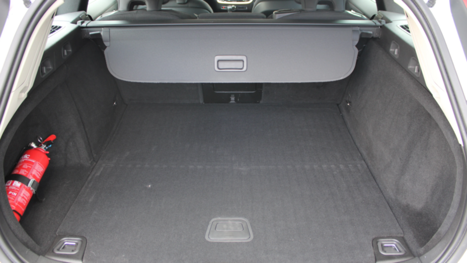 VOLVO V60 V60 D4 SCR Momentum aut