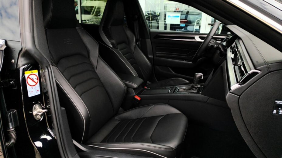 VOLKSWAGEN Arteon Arteon 2.0 TDI 4Motion R-Line DSG