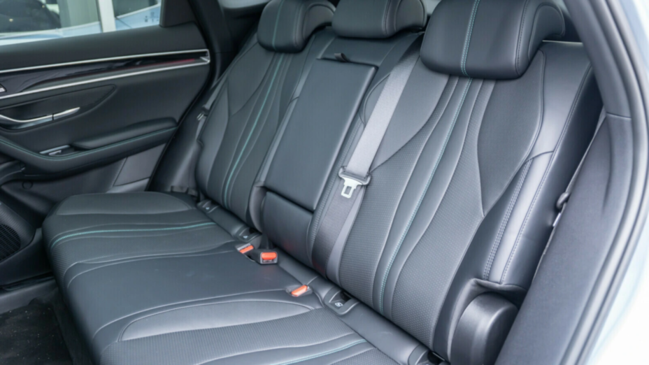 BYD Seal U Seal U 1.5T DM-i Design AWD Nowy