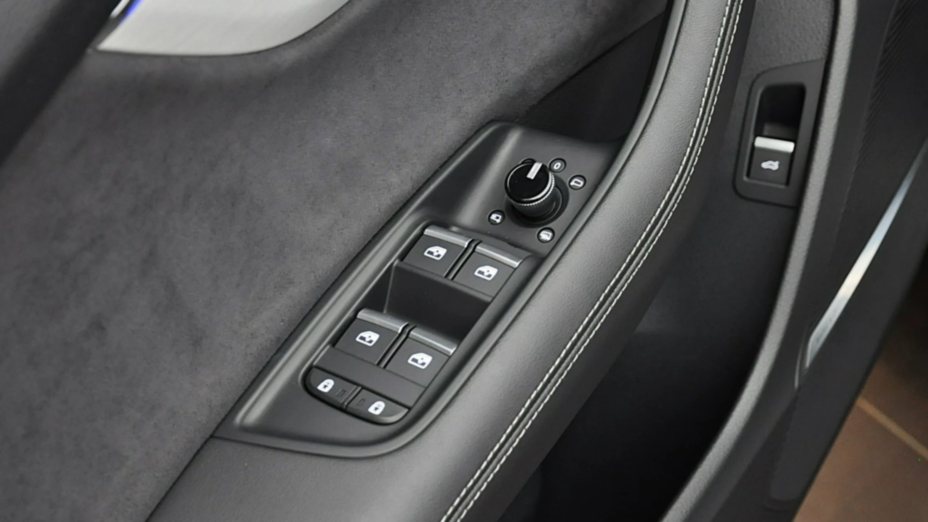 AUDI Q8 Q8 55 TFSI mHEV Quattro Tiptronic