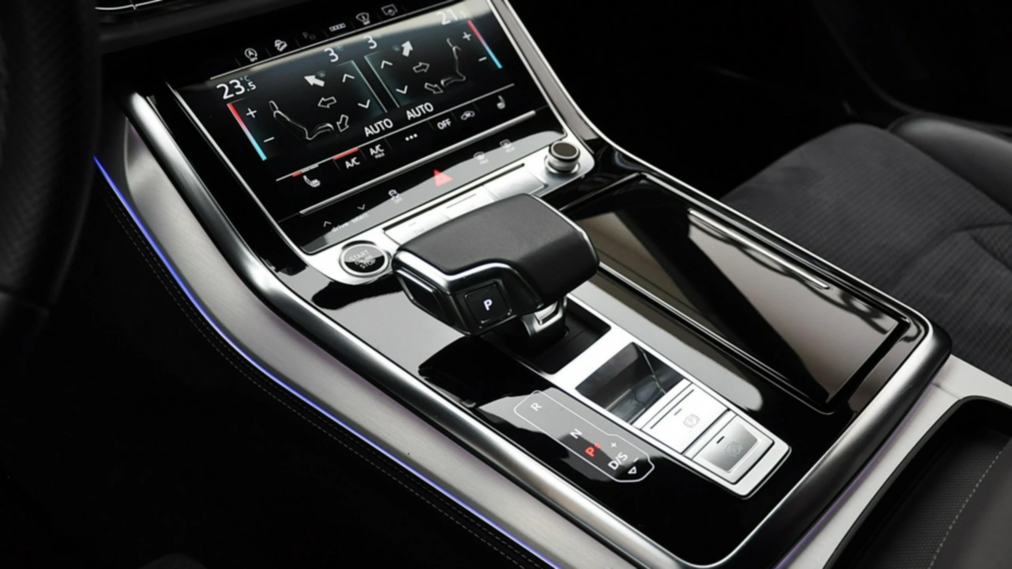AUDI Q8 Q8 55 TFSI mHEV Quattro Tiptronic