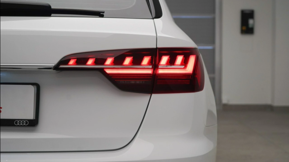 AUDI A4 A4 35 TFSI mHEV S Line S tronic