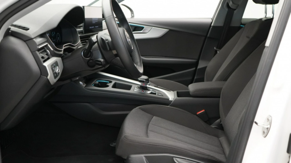 AUDI A4 A4 35 TFSI mHEV S Line S tronic