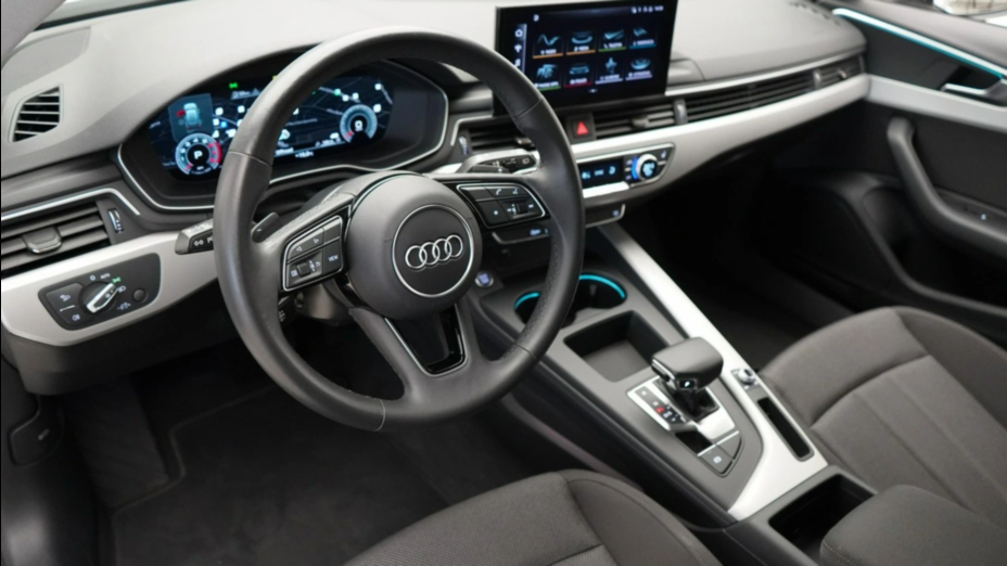 AUDI A4 A4 35 TFSI mHEV S Line S tronic