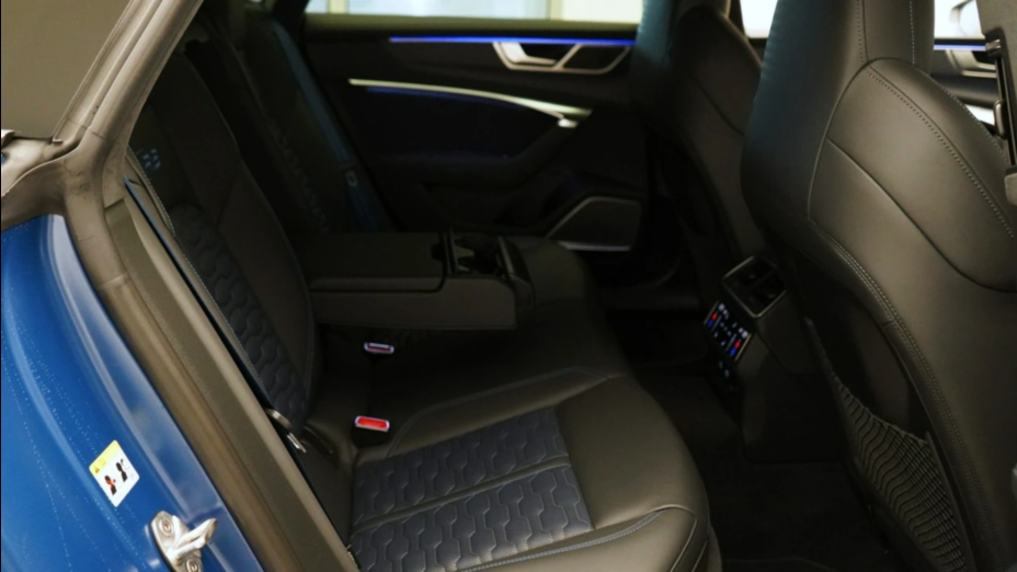 AUDI A7 RS7 TFSI mHEV Quattro Performance Tiptronic