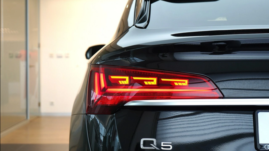 AUDI Q5 Q5 45 TFSI mHEV Quattro S Line S tronic