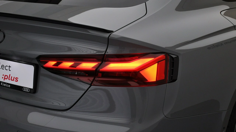 AUDI A5 RS5 Quattro Tiptronic