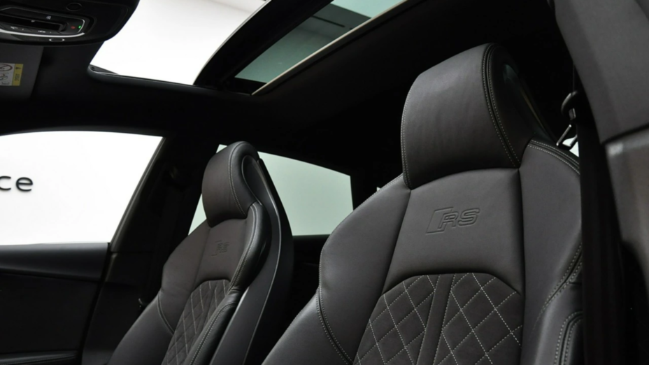AUDI A5 RS5 Quattro Tiptronic
