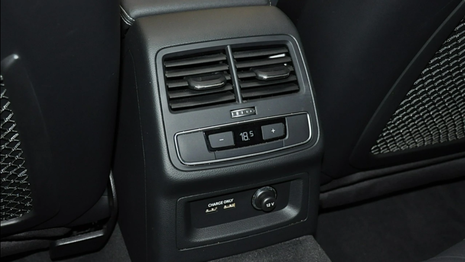 AUDI A5 RS5 Quattro Tiptronic