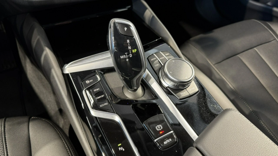 BMW Seria 5 520d xDrive mHEV aut
