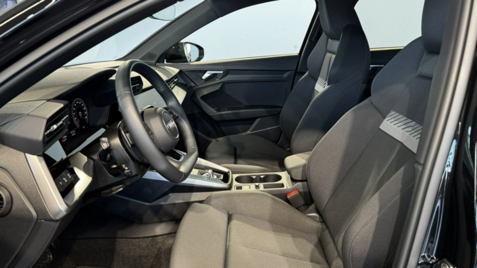 AUDI A3 A3 35 TFSI mHEV S Line S tronic