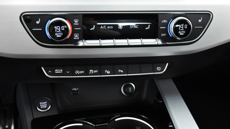AUDI A4 A4 45 TFSI mHEV Quattro S Line S tronic