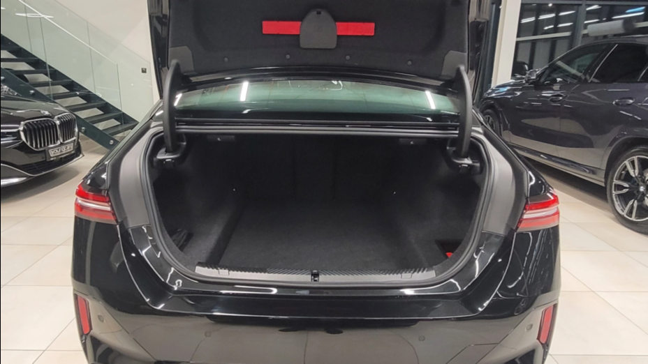 BMW Seria 5 520d xDrive mHEV M Sport aut