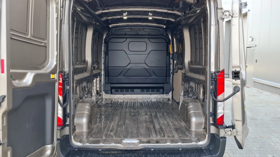 FORD Transit Transit 350 L3H2 Trend Aut.