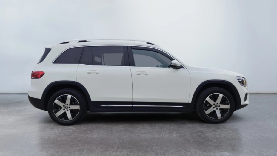 MERCEDES-BENZ GLB GLB 200 Progressive 7G-DCT