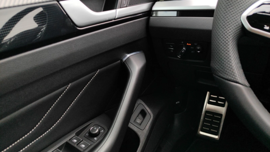 VOLKSWAGEN Arteon Arteon 2.0 TDI 4Motion R-Line DSG