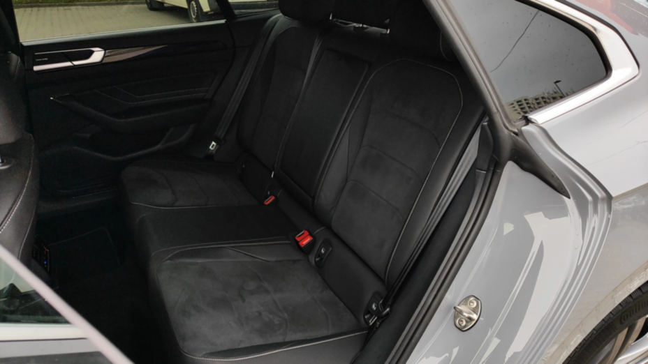 VOLKSWAGEN Arteon Arteon 2.0 TDI R-Line DSG