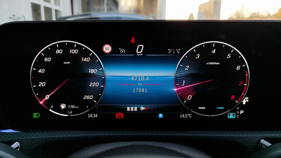MERCEDES-BENZ A Klasa A 200 AMG Line 7G-DCT