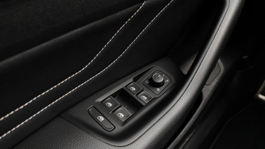 VOLKSWAGEN Arteon Arteon 2.0 TDI R-Line DSG