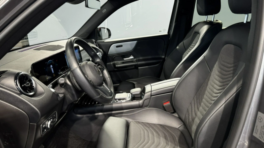 MERCEDES-BENZ GLB GLB 200 7G-DCT