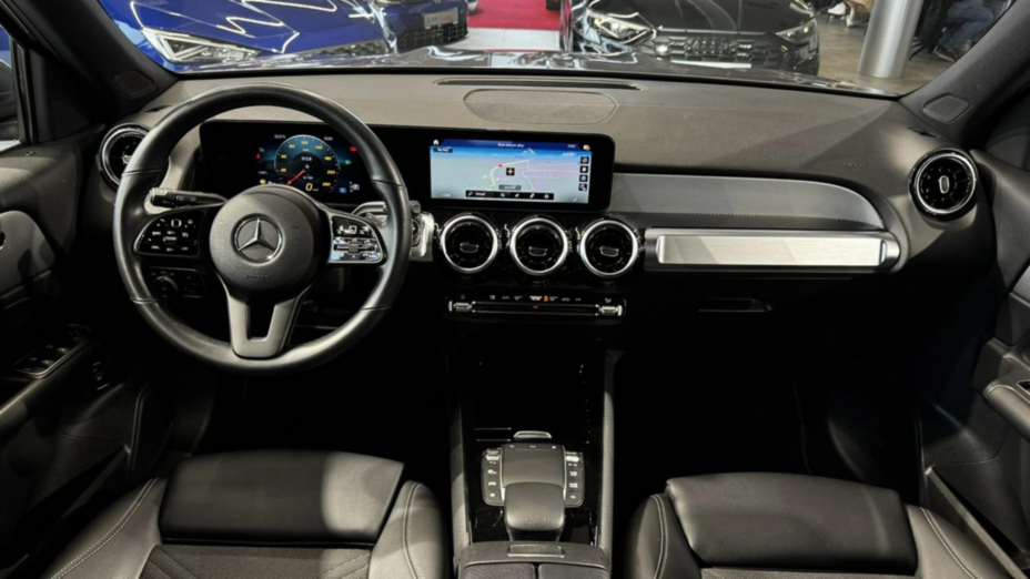 MERCEDES-BENZ GLB GLB 200 7G-DCT