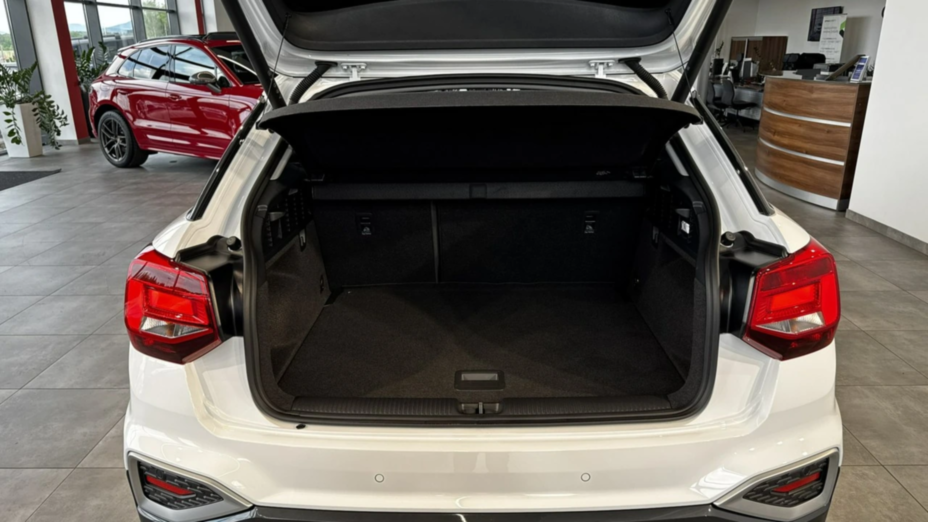 AUDI Q2 Q2 30 TFSI Advanced