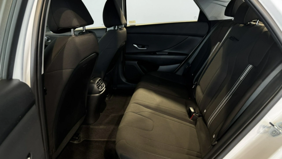 HYUNDAI Elantra Elantra 1.6 Executive