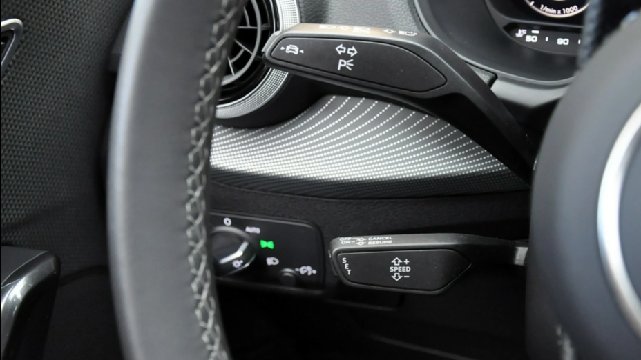 AUDI Q2 Q2 35 TFSI Advanced S tronic