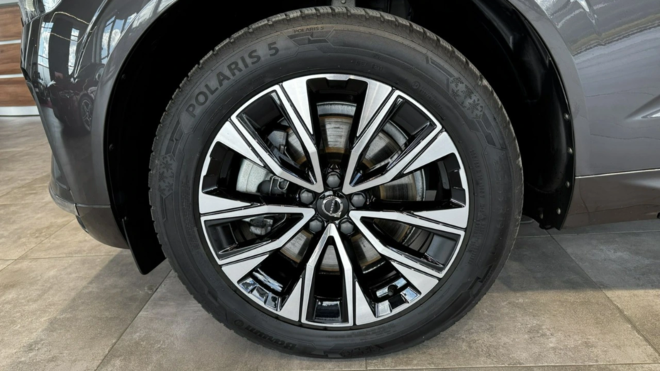 VOLVO XC60 XC60 B4 D AWD Essential aut