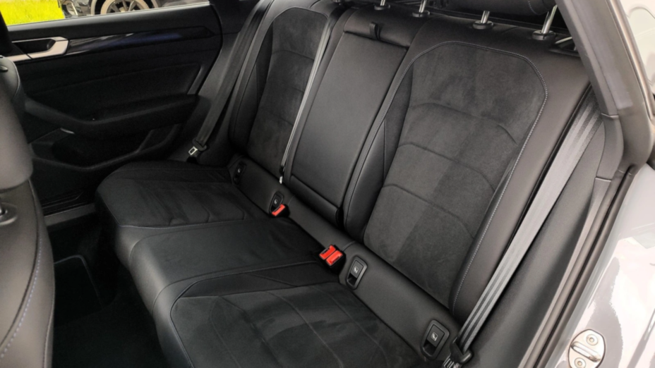 VOLKSWAGEN Arteon Arteon 2.0 TSI 4Motion R DSG