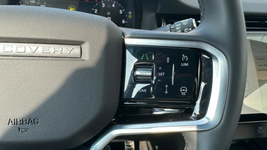LAND ROVER Discovery Sport Discovery Sport 2.0 P200 mHEV Dynamic SE aut