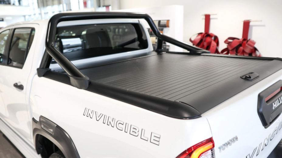 TOYOTA HiLux Hilux 2.8 D-4D Double Cab Invincible 4x4 aut