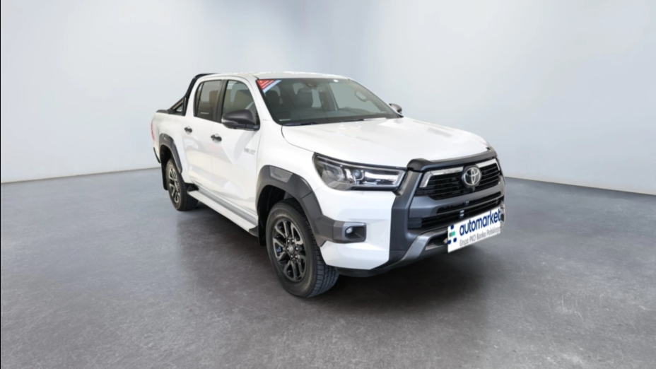 TOYOTA HiLux Hilux 2.8 D-4D Double Cab Invincible 4x4 aut