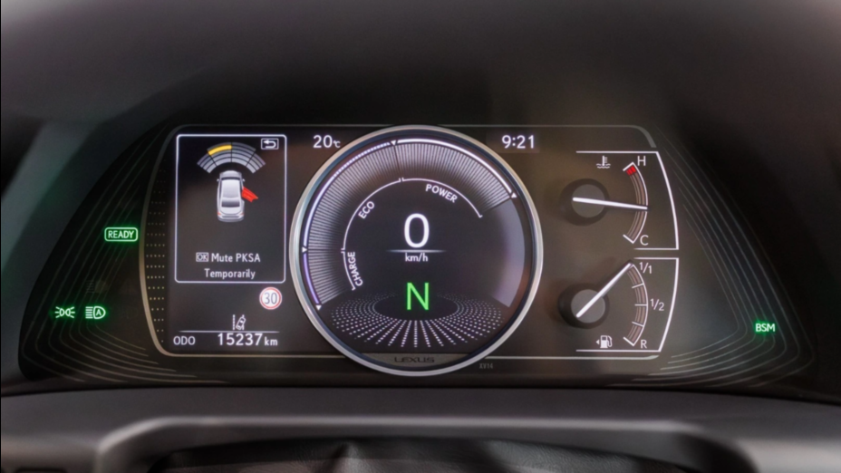 LEXUS ES ES 300h F Sport Design