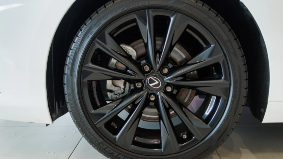LEXUS ES ES 300h F Sport Design