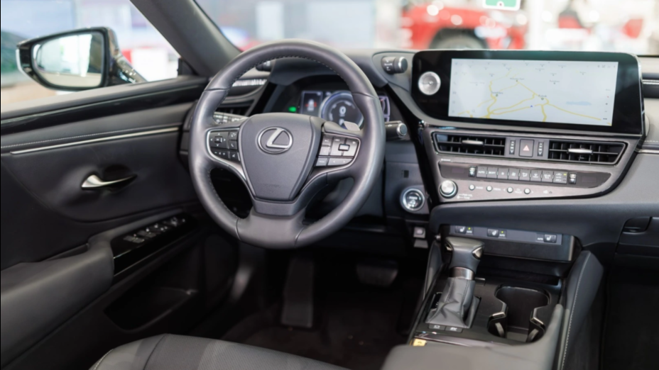 LEXUS ES ES 300h F Sport Design