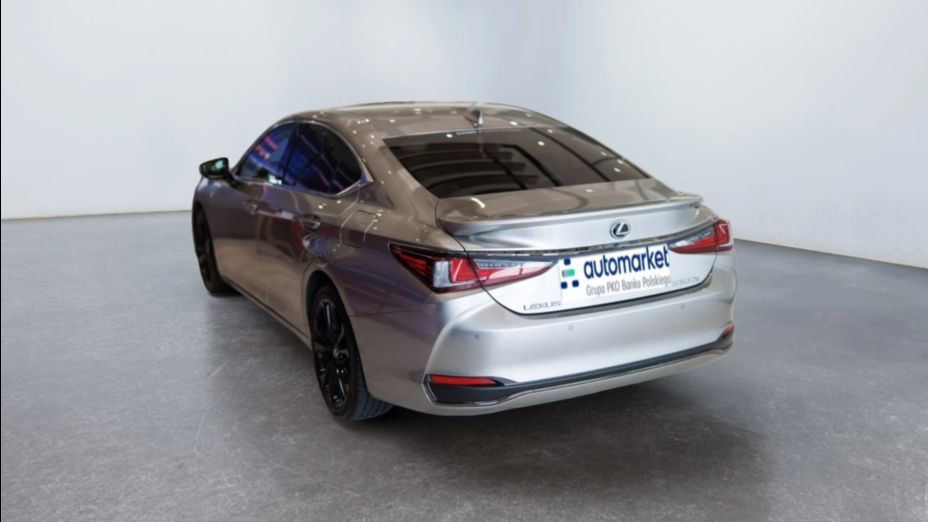 LEXUS ES ES 300h F Sport Design