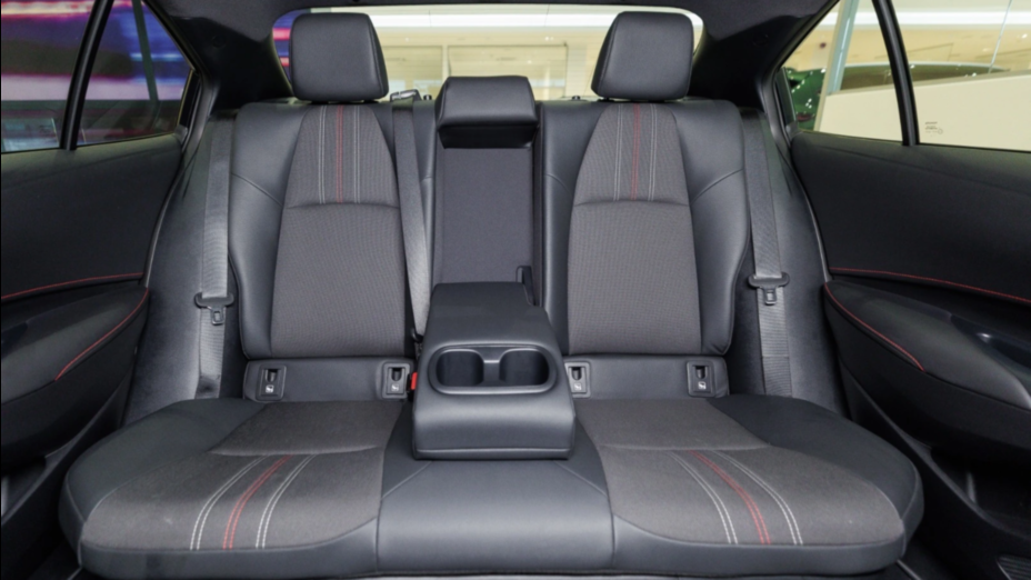 TOYOTA Corolla Corolla 1.8 Hybrid GR Sport Dynamic