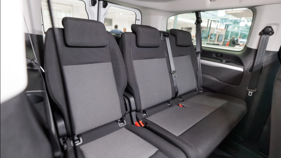 TOYOTA Proace Verso Proace Verso 2.0 D4-D Long Business Aut.