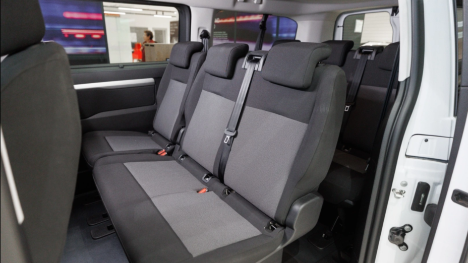TOYOTA Proace Verso Proace Verso 2.0 D4-D Long Business Aut.