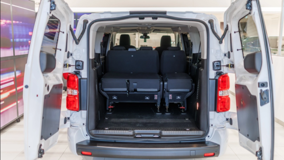 TOYOTA Proace Verso Proace Verso 2.0 D4-D Long Business Aut.