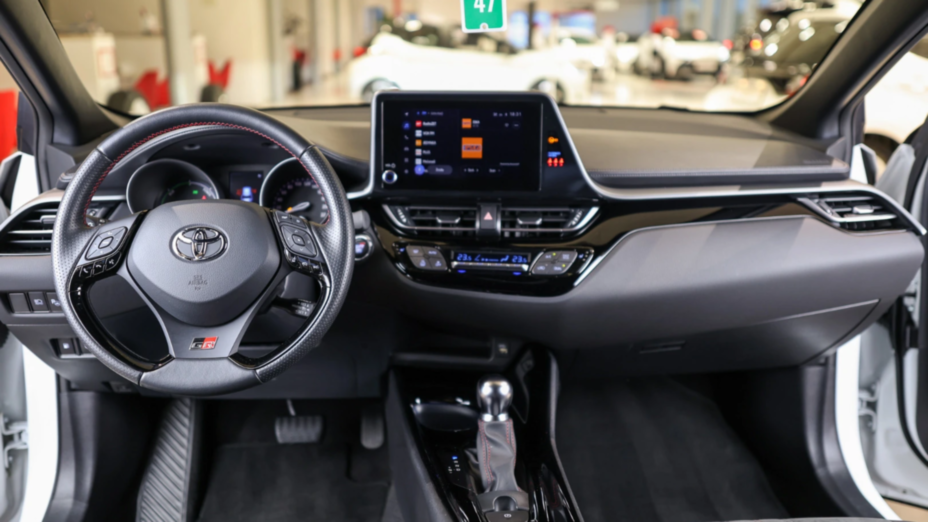 TOYOTA C-HR C-HR 2.0 Hybrid GR Sport