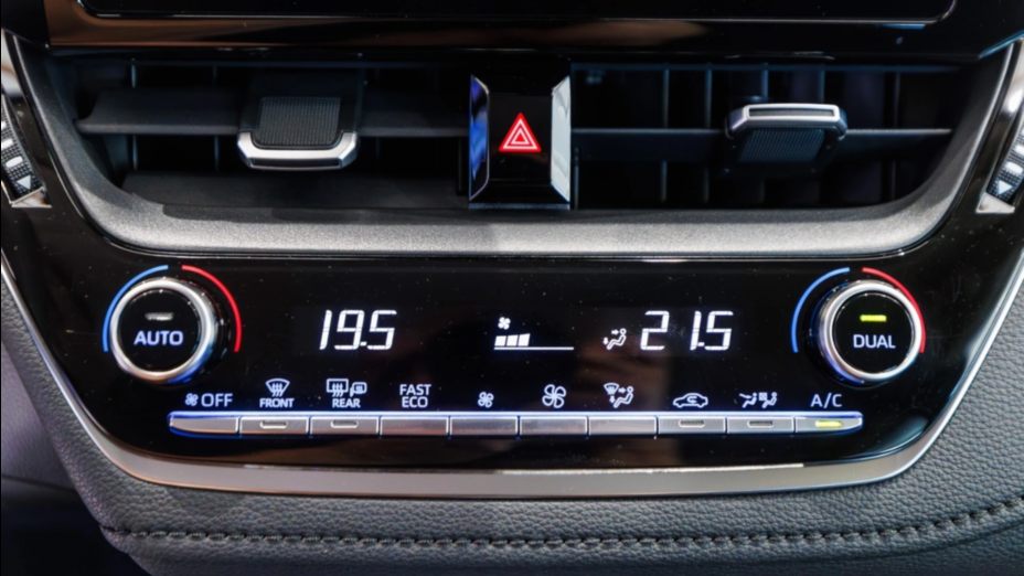 TOYOTA Corolla Corolla 1.5 Comfort