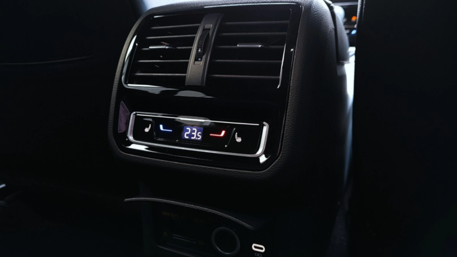 VOLKSWAGEN Arteon Arteon 2.0 TDI R-Line DSG